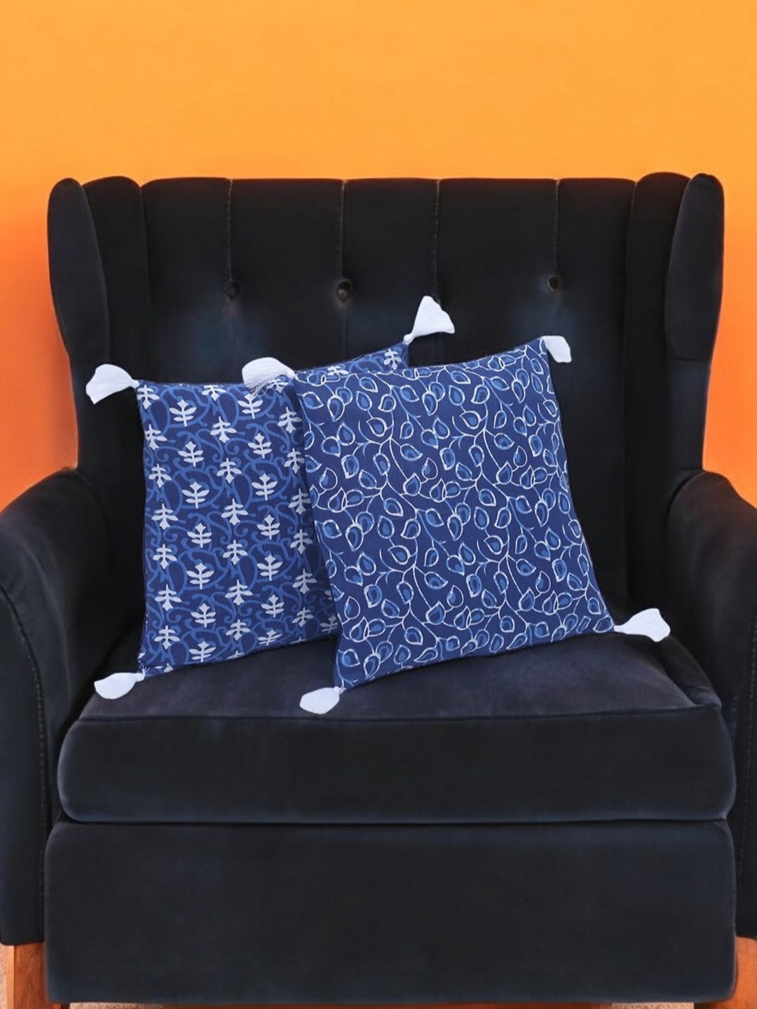Dhrohar Blue & White 2 Pieces Floral Printed Cotton Square Shaped Tasselled Cushion Covers
Dhrohar Blue & White 2 Pieces Floral Printed Cotton Square Shaped Tasselled Cushion Covers