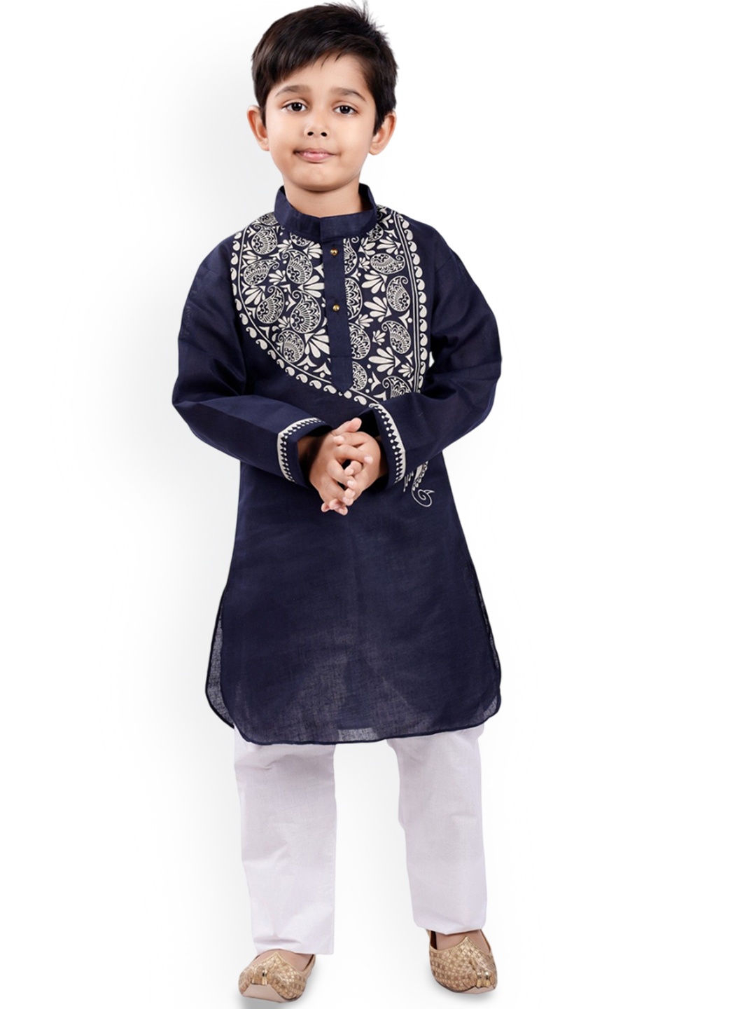 BAESD Boys Paisley Printed Mandarin Collar Straight Kurta With Trouser, Navy blue
BAESD Boys Paisley Printed Mandarin Collar Straight Kurta With Trouser, Navy blue