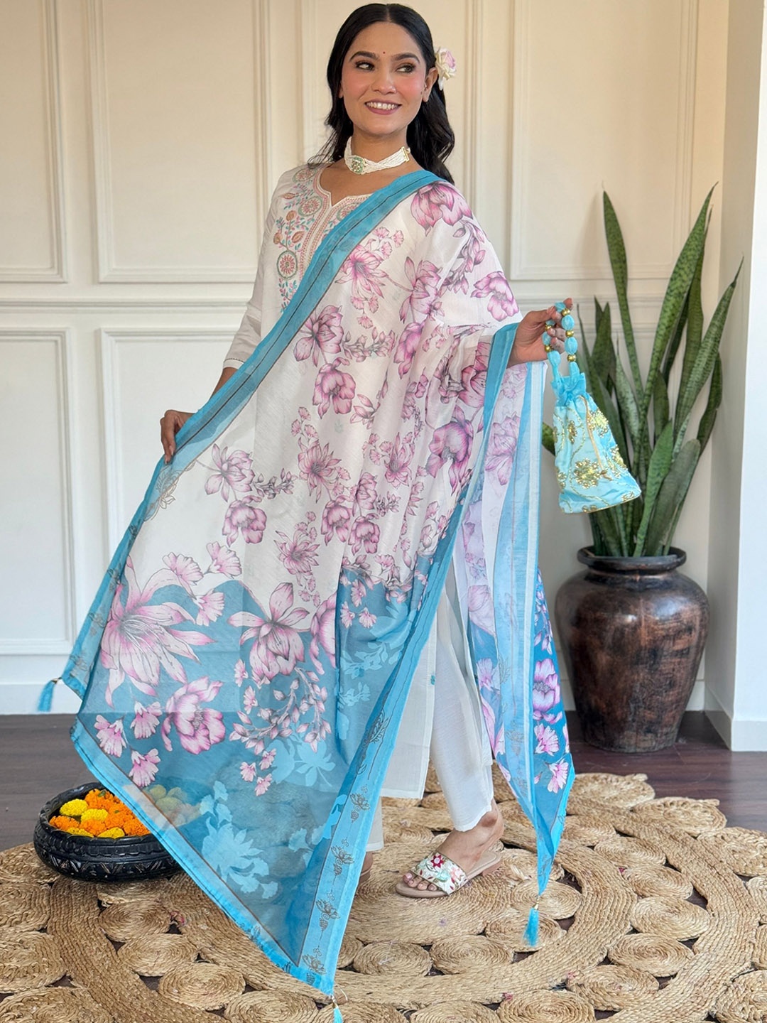 NIZA FASHION Women Embroidered Regular Chanderi Silk Kurta with Trousers & With Dupatta, Blue
NIZA FASHION Women Embroidered Regular Chanderi Silk Kurta with Trousers & With Dupatta, Blue