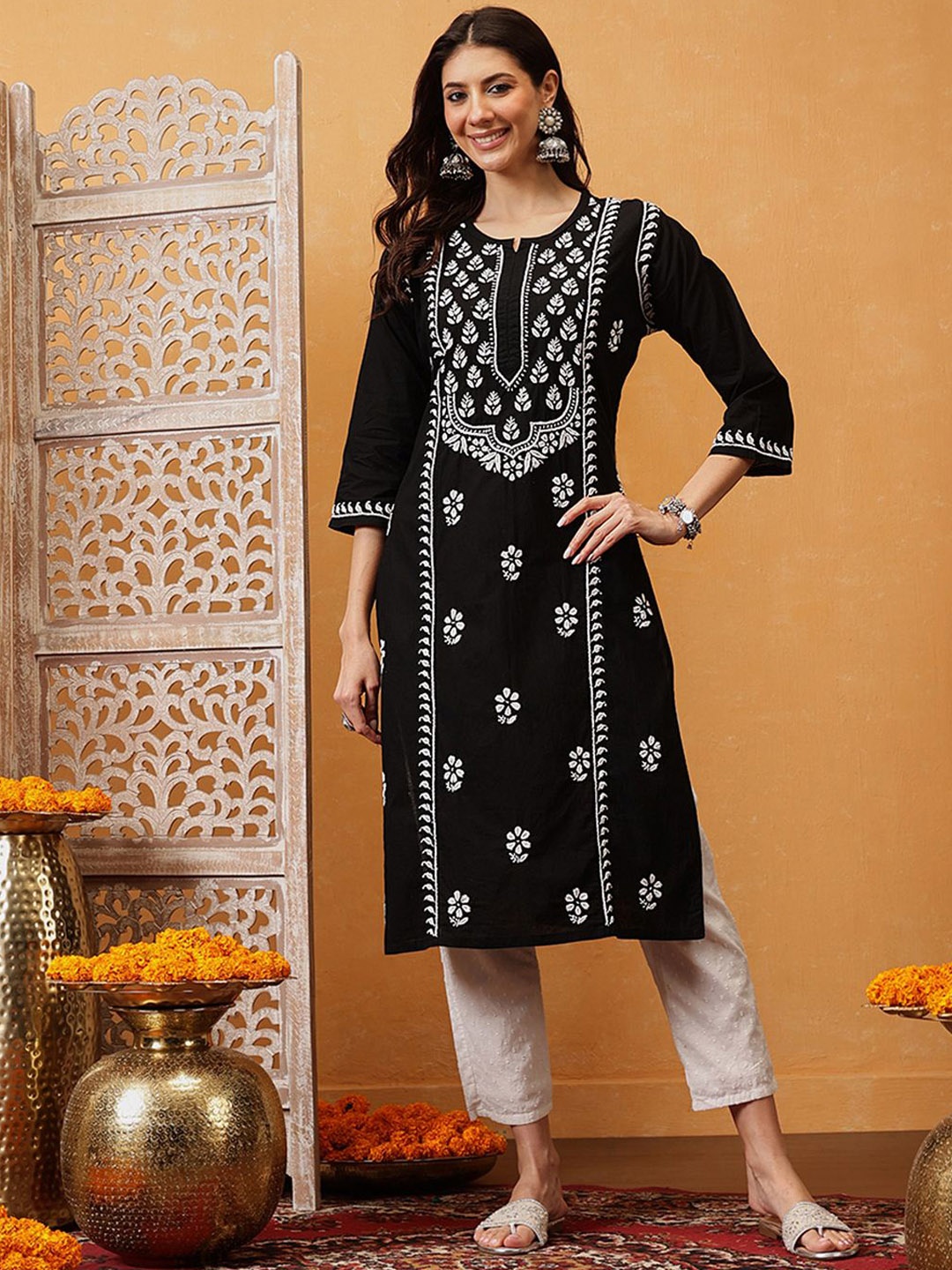 ADA Women Ethnic Motifs Embroidered Notch Neck Cotton Chikankari Straight Kurta, Black
ADA Women Ethnic Motifs Embroidered Notch Neck Cotton Chikankari Straight Kurta, Black