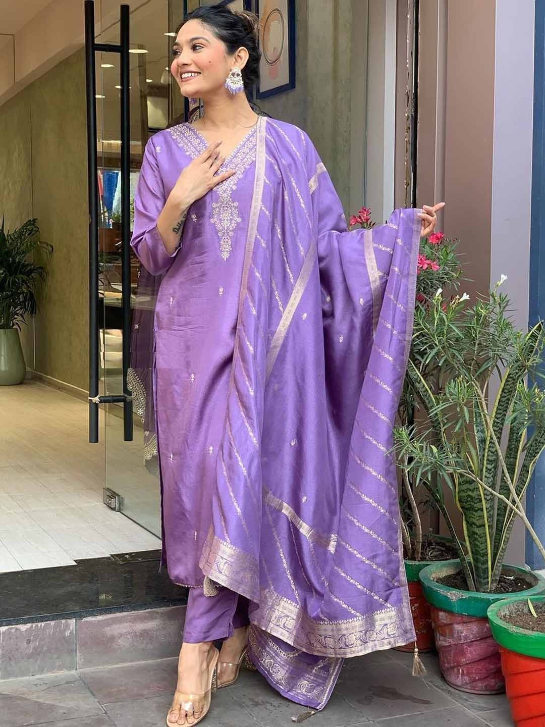 A.V.M. SILK MILLS Women Floral Embroidered Regular Pure Cotton Kurta with Trousers & With Dupatta, Lavender
A.V.M. SILK MILLS Women Floral Embroidered Regular Pure Cotton Kurta with Trousers & With Dupatta, Lavender