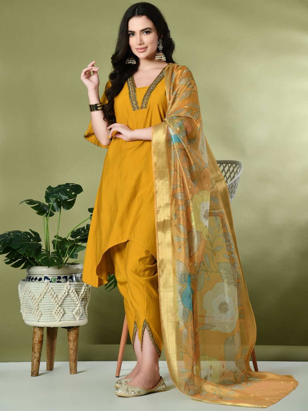 KALINI Floral Yoke Design Zari V-Neck Pure Silk A-Line Kurta With Dhoti Pants & Dupatta, Mustard
KALINI Floral Yoke Design Zari V-Neck Pure Silk A-Line Kurta With Dhoti Pants & Dupatta, Mustard