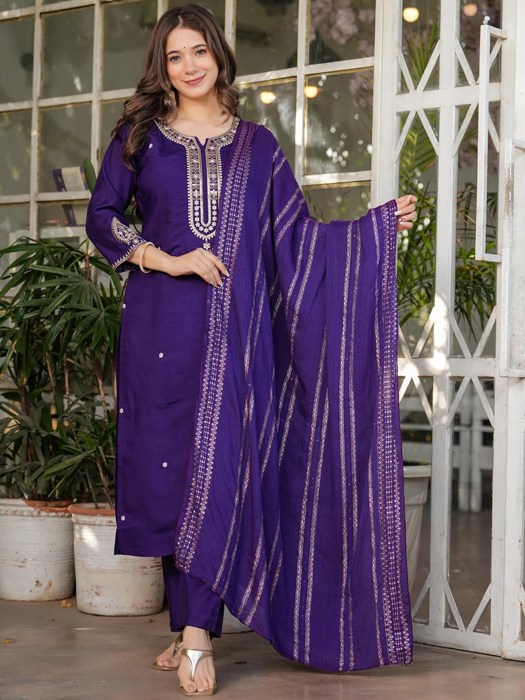 THE52 Ethnic Motifs Embroidered Sequinned Jacquard Chanderi Silk Kurta & Trouser & Dupatta, Purple
THE52 Ethnic Motifs Embroidered Sequinned Jacquard Chanderi Silk Kurta & Trouser & Dupatta, Purple