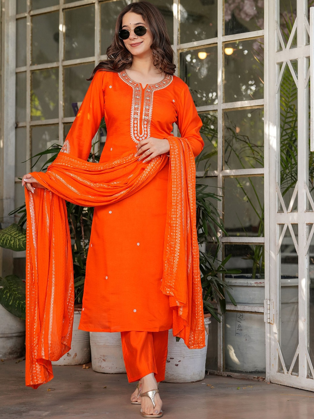 NIZA FASHION Women Ethnic Motifs Embroidered Regular Chanderi Silk Kurta with Trousers & With Dupatta, Orange
NIZA FASHION Women Ethnic Motifs Embroidered Regular Chanderi Silk Kurta with Trousers & With Dupatta, Orange