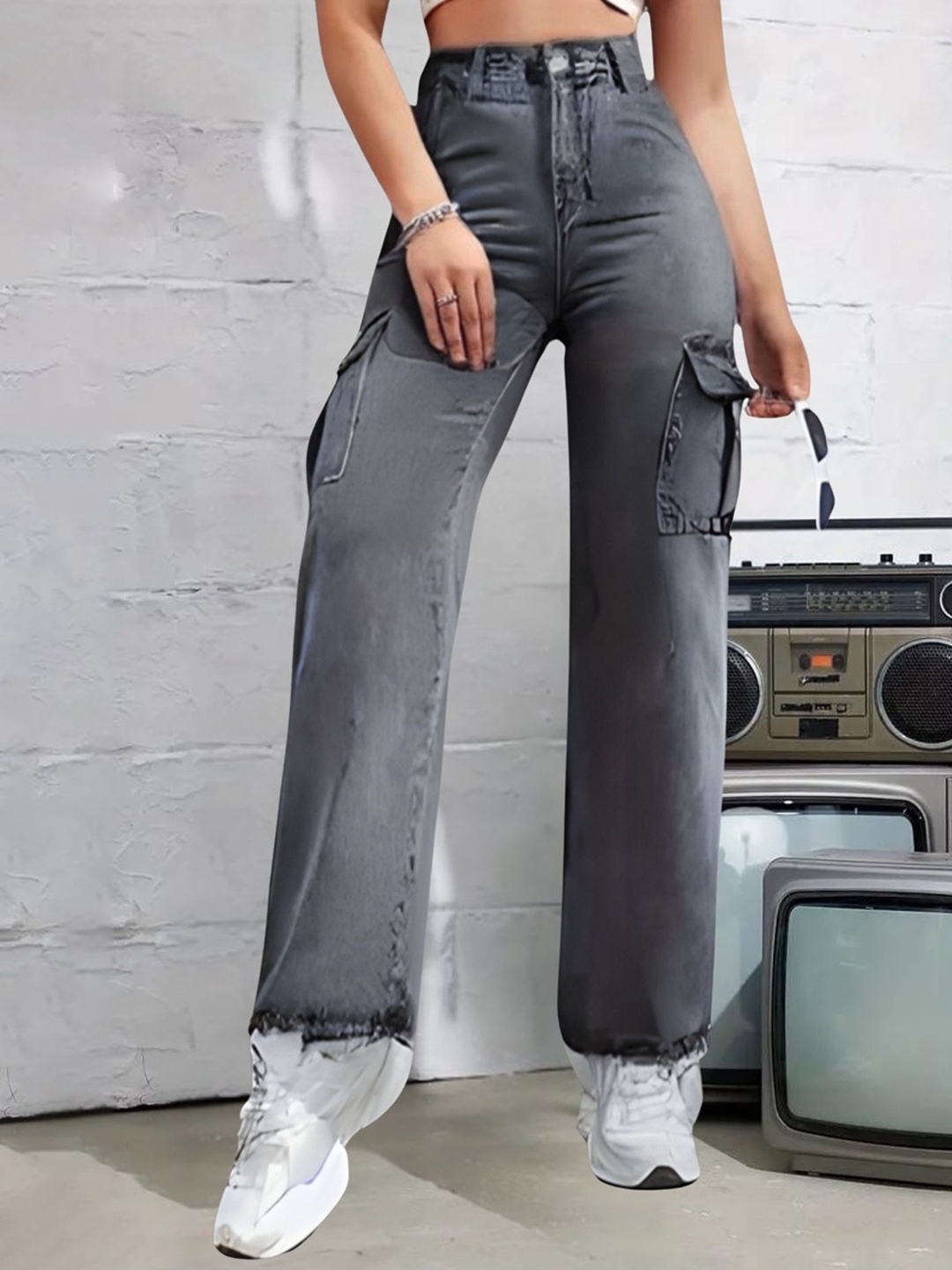 DressBerry Women Comfort Straight Fit High-Rise Light Fade Acid Wash Stretchable Jeans, Grey
DressBerry Women Comfort Straight Fit High-Rise Light Fade Acid Wash Stretchable Jeans, Grey