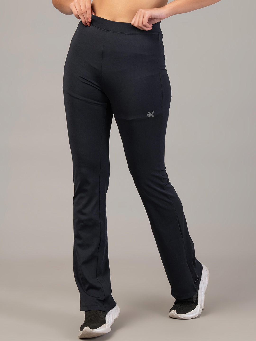 HRX by Hrithik Roshan Women High Rise Rapid-Dry Ankle-Length Gym Tights, Navy blue
HRX by Hrithik Roshan Women High Rise Rapid-Dry Ankle-Length Gym Tights, Navy blue