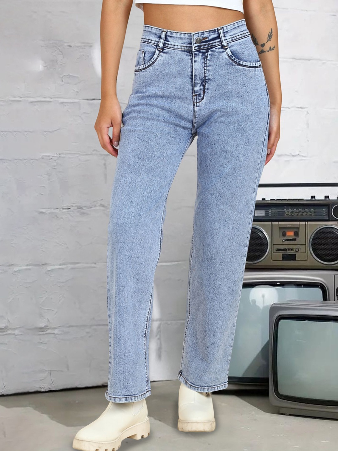 DressBerry Women Comfort Straight Fit High-Rise Light Fade Acid Wash Stretchable Jeans, Blue
DressBerry Women Comfort Straight Fit High-Rise Light Fade Acid Wash Stretchable Jeans, Blue