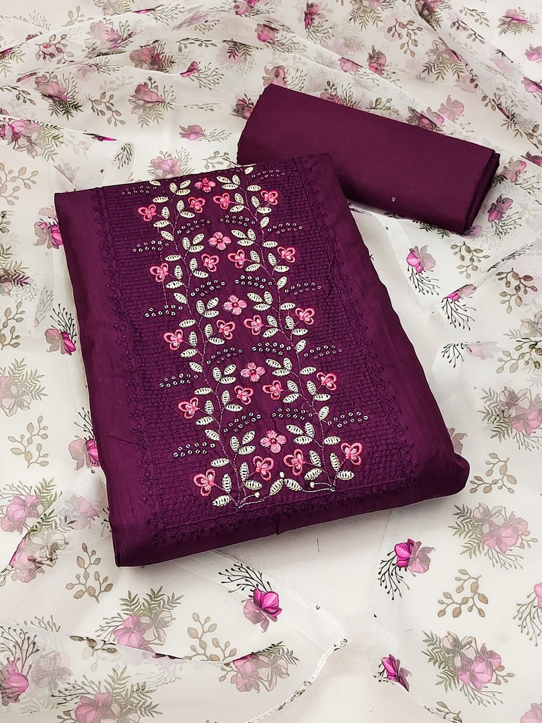 Rangtulika Ethnics Floral Embroidered Chanderi Cotton Unstitched Dress Material, Purple
Rangtulika Ethnics Floral Embroidered Chanderi Cotton Unstitched Dress Material, Purple