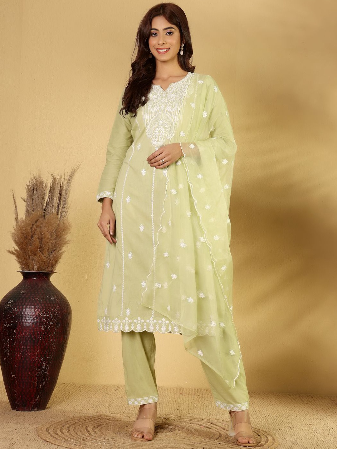 House of Pataudi Embroidered Notch-Neck Pure Cotton Kurta With Trousers And Dupatta, Sea green
House of Pataudi Embroidered Notch-Neck Pure Cotton Kurta With Trousers And Dupatta, Sea green