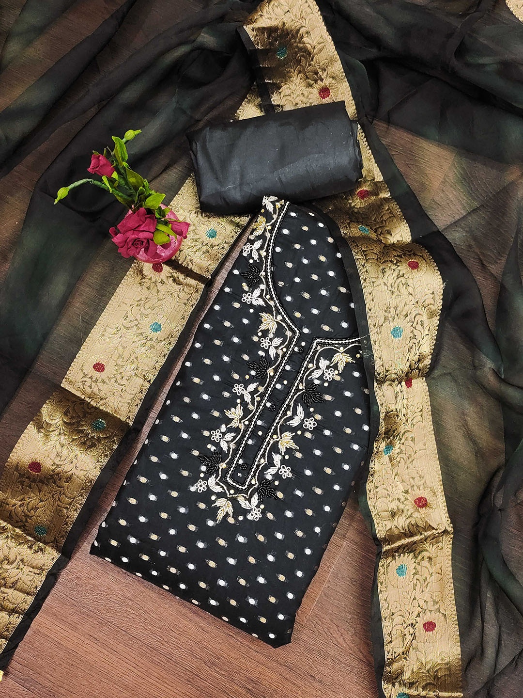 SAINOOR Floral Embroidered Beads & Stones Modal Cotton Jacquard Unstitched Dress Material, Black
SAINOOR Floral Embroidered Beads & Stones Modal Cotton Jacquard Unstitched Dress Material, Black