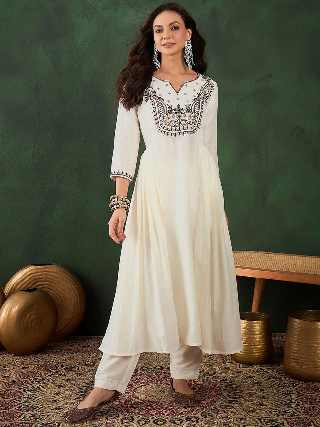 Sangria Floral Yoke Design Notch Neck Pleated Sequinned A-Line Kurta With Trouser, Off white
Sangria Floral Yoke Design Notch Neck Pleated Sequinned A-Line Kurta With Trouser, Off white