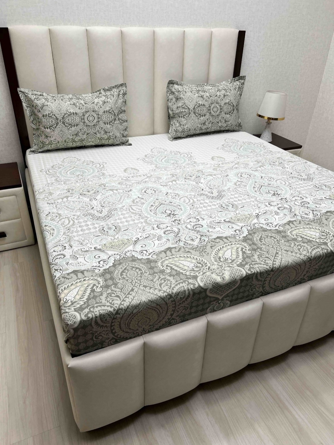 Pure Decor Lifestyle White Printed Pure Cotton 300 TC King Bedsheet Set 2.74m x 2.74m
Pure Decor Lifestyle White Printed Pure Cotton 300 TC King Bedsheet Set 2.74m x 2.74m