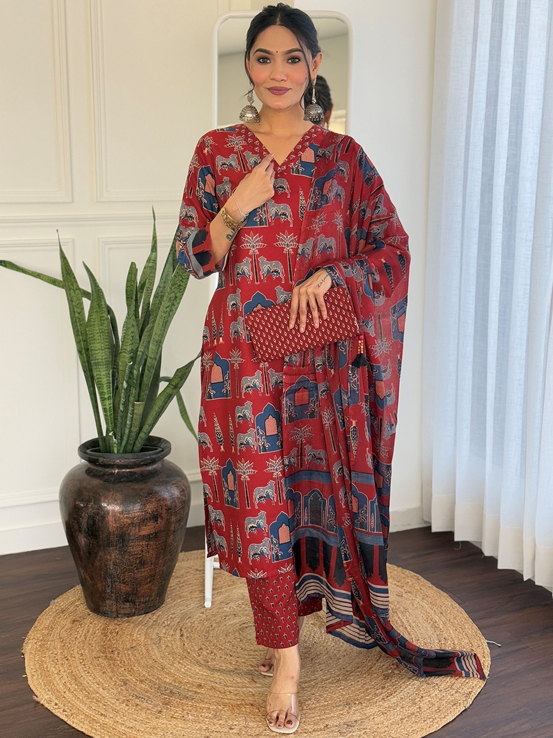 KALINI Ethnic Motifs Printed V-Neck Pure Cotton Straight Kurta with Trousers & Dupatta, Red
KALINI Ethnic Motifs Printed V-Neck Pure Cotton Straight Kurta with Trousers & Dupatta, Red
