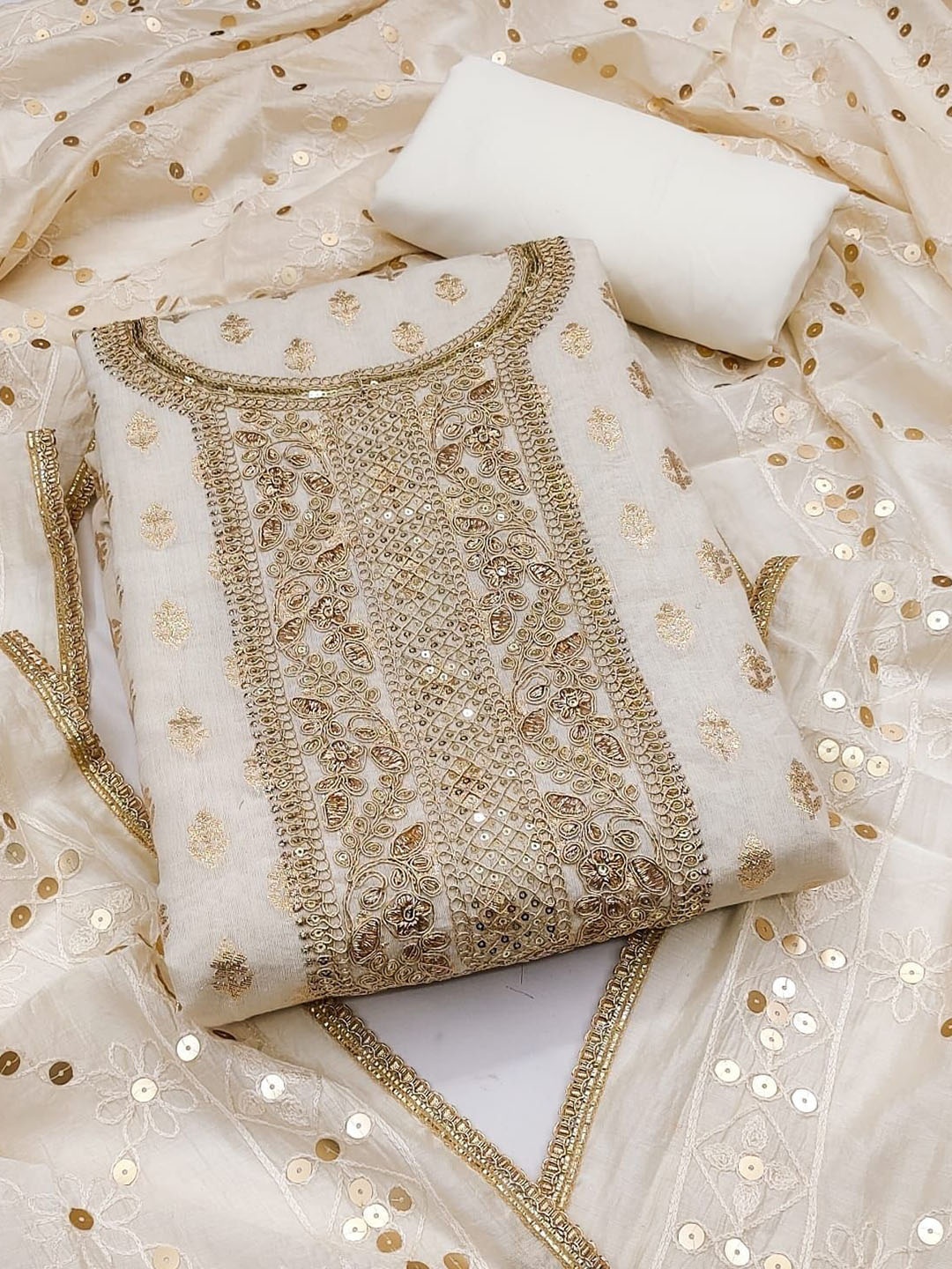 BlissFlair Floral Woven Design Sequinned Chanderi Cotton Unstitched Dress Material, White
BlissFlair Floral Woven Design Sequinned Chanderi Cotton Unstitched Dress Material, White