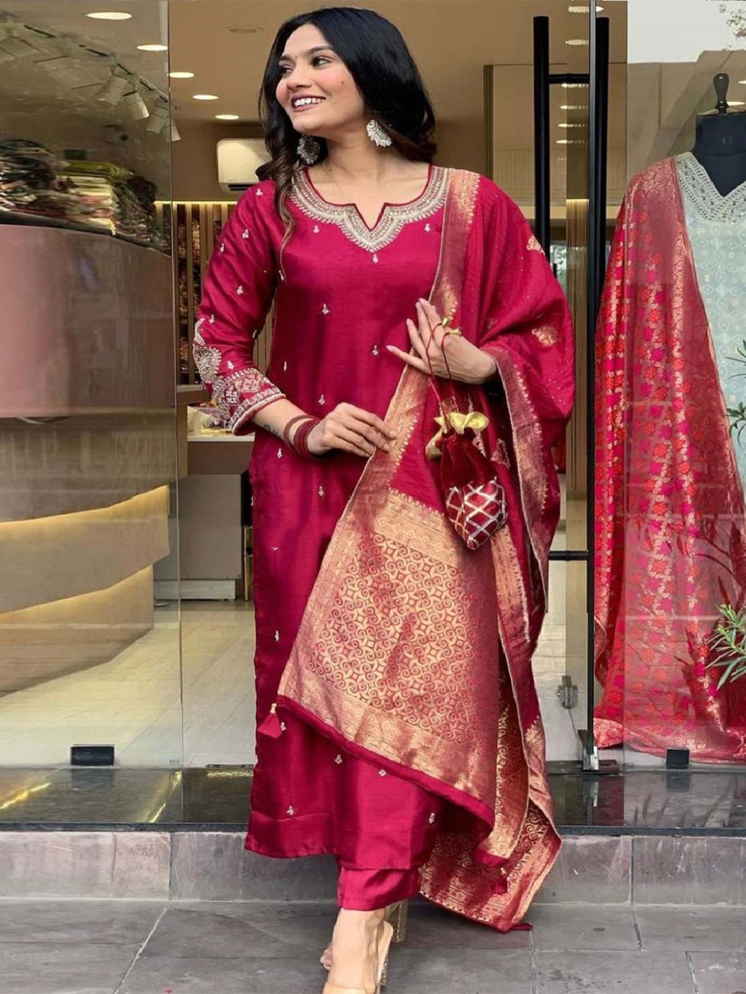 VIRENDRA TEXTILES Women Ethnic Motifs Embroidered Regular Pure Cotton Kurti with Trousers & With Dupatta, Maroon
VIRENDRA TEXTILES Women Ethnic Motifs Embroidered Regular Pure Cotton Kurti with Trousers & With Dupatta, Maroon