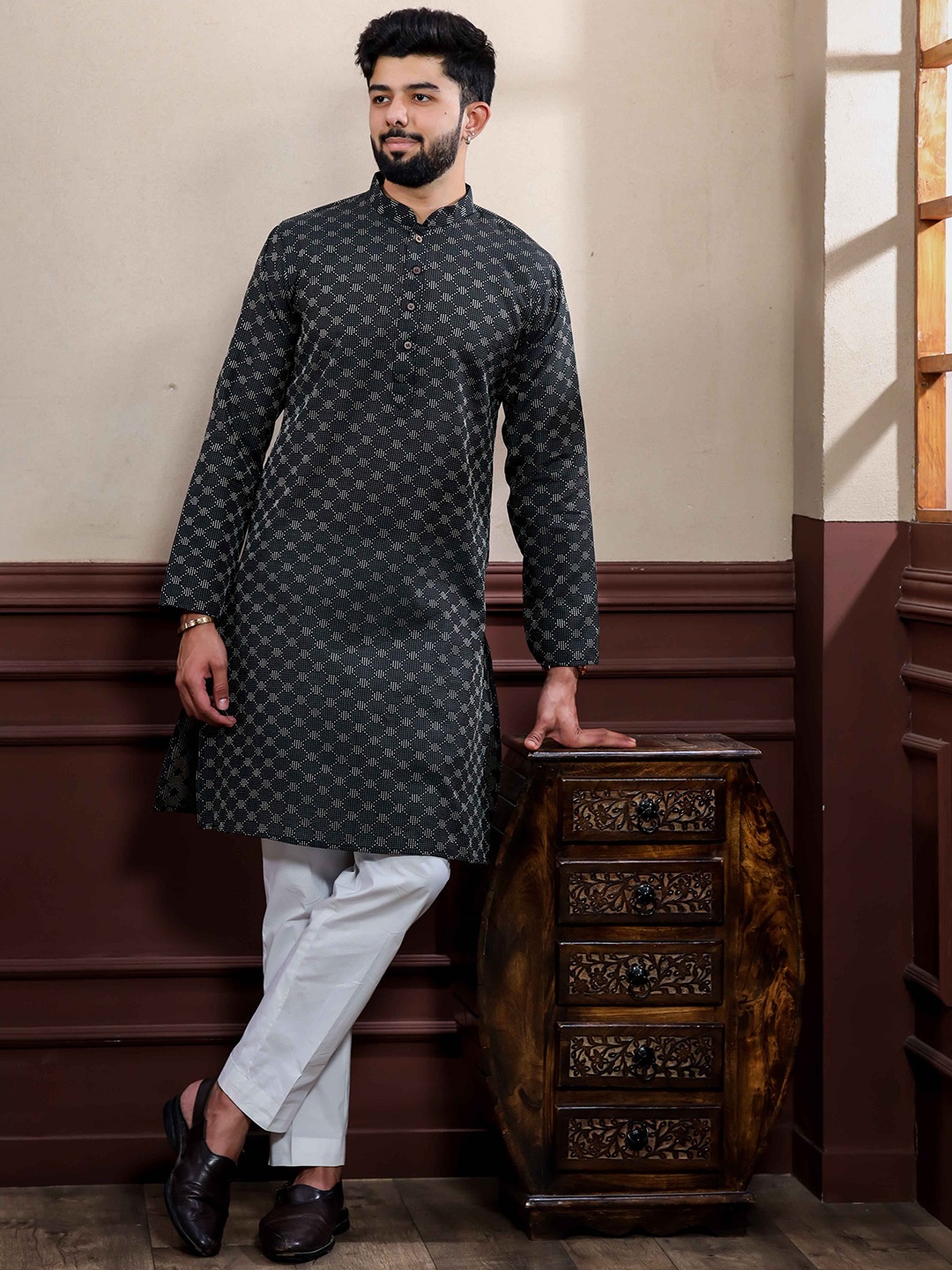 Koshin Geometric Printed Pure Cotton Mandarin Collar Straight Kurta With Pyjamas, Black
Koshin Geometric Printed Pure Cotton Mandarin Collar Straight Kurta With Pyjamas, Black