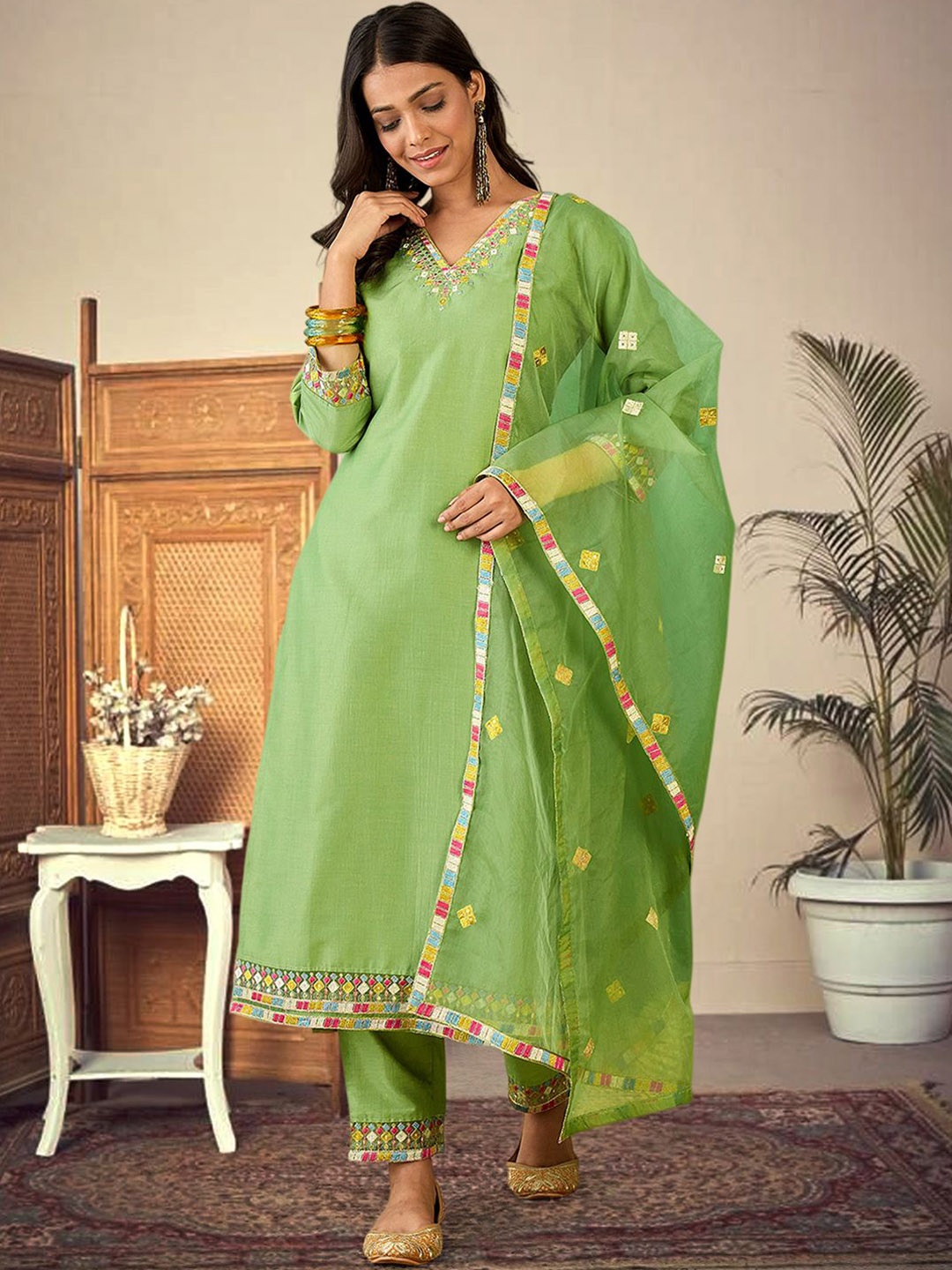 Sangria Floral Yoke Design V-Neck Mirror Work Straight Kurta With Trouser & Dupatta, Green
Sangria Floral Yoke Design V-Neck Mirror Work Straight Kurta With Trouser & Dupatta, Green