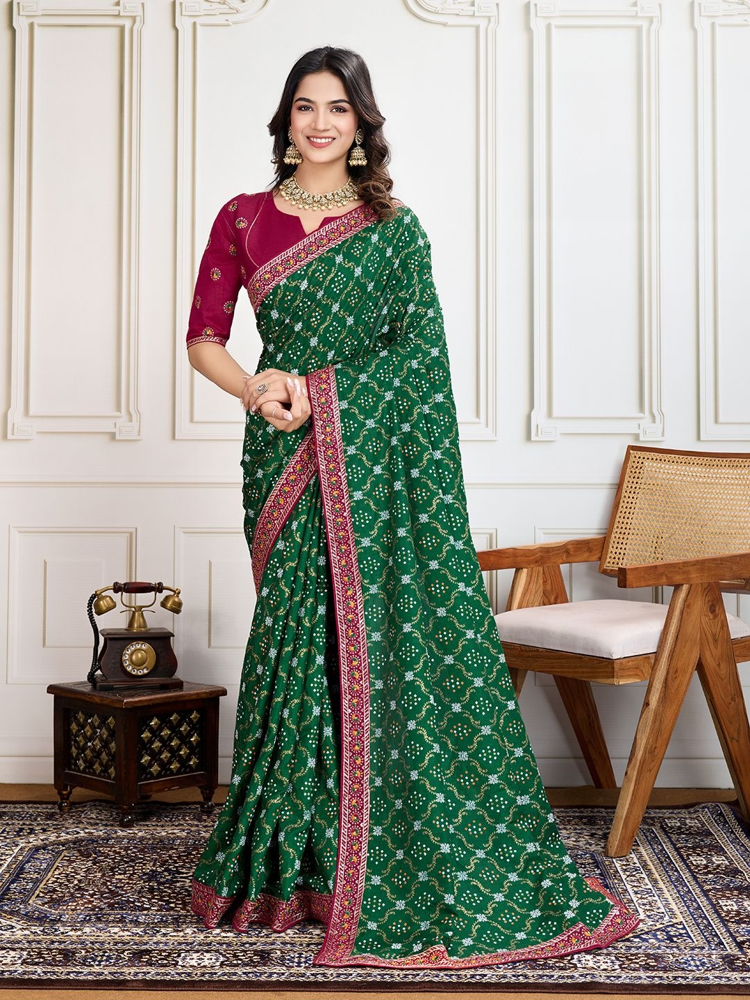House of Pataudi Badshah Bandhani Printed With Embroidered Saree With Unstitched Blouse, Green
House of Pataudi Badshah Bandhani Printed With Embroidered Saree With Unstitched Blouse, Green