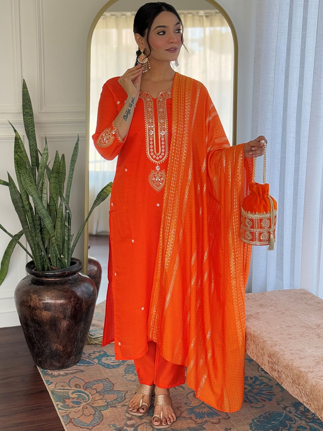 KALINI Ethnic Motifs Embroidered Notch Neck Chanderi Silk Kurta with Trousers & Dupatta, Orange
KALINI Ethnic Motifs Embroidered Notch Neck Chanderi Silk Kurta with Trousers & Dupatta, Orange