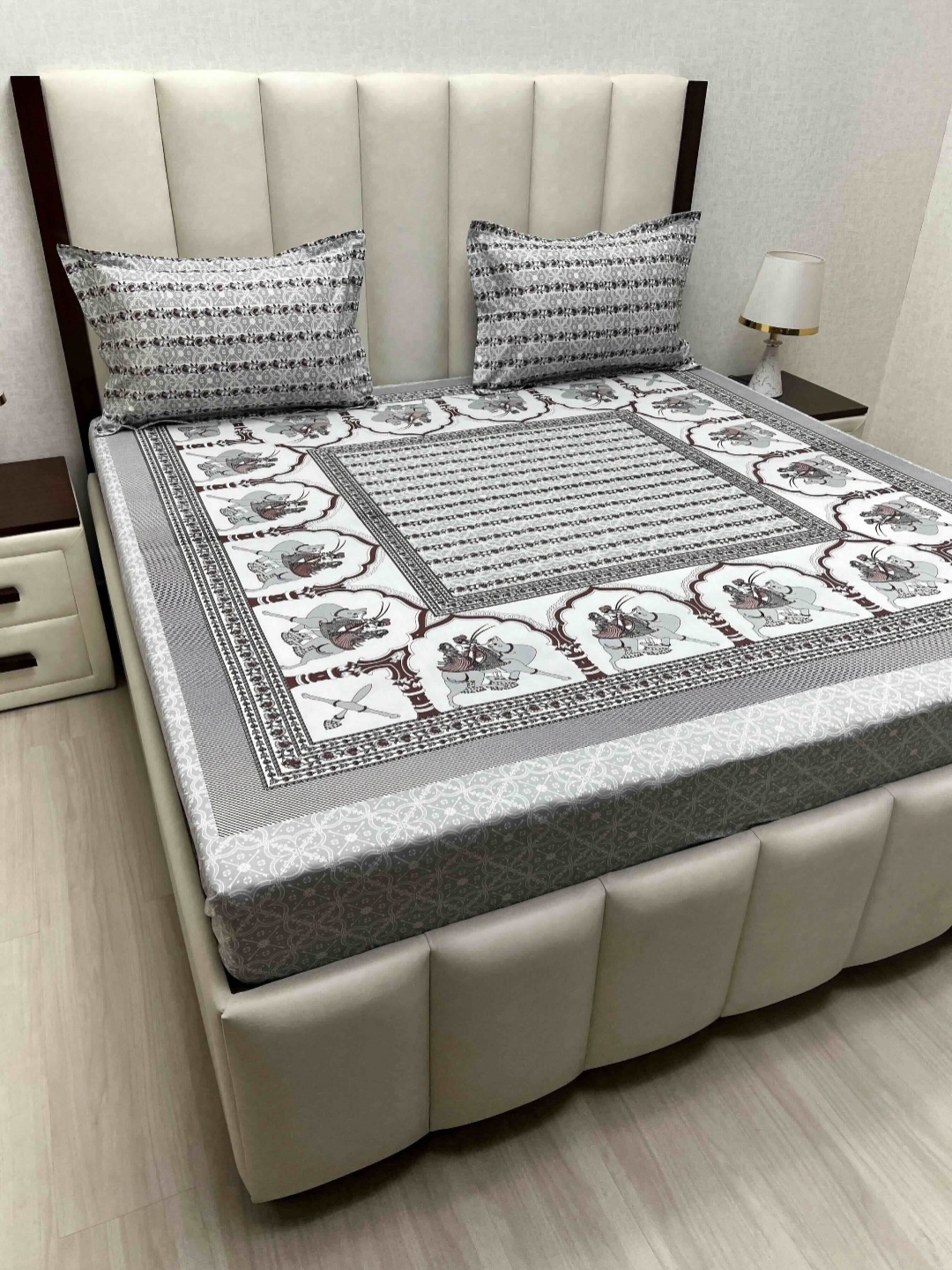 Pure Decor Lifestyle Grey Printed Pure Cotton 260 TC King Bedsheet Set 2.74m x 2.74m
Pure Decor Lifestyle Grey Printed Pure Cotton 260 TC King Bedsheet Set 2.74m x 2.74m