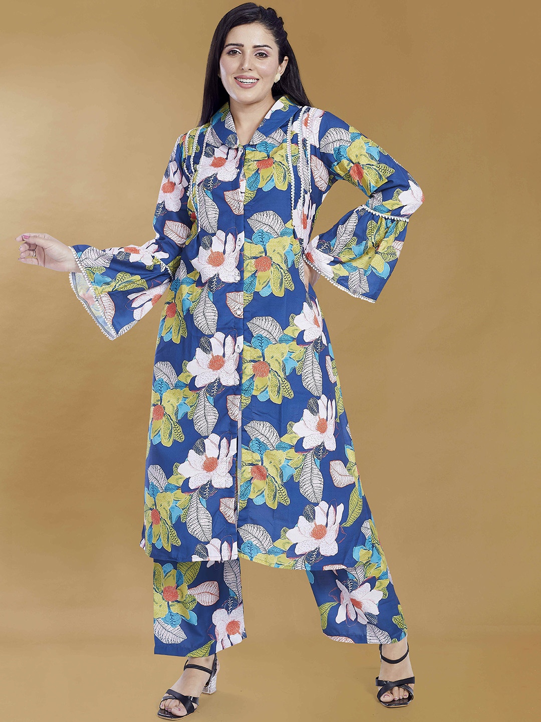 Rani Saahiba Floral Printed Pure Cotton Shawl Collar A-Line Kurta With Trousers, Blue
Rani Saahiba Floral Printed Pure Cotton Shawl Collar A-Line Kurta With Trousers, Blue