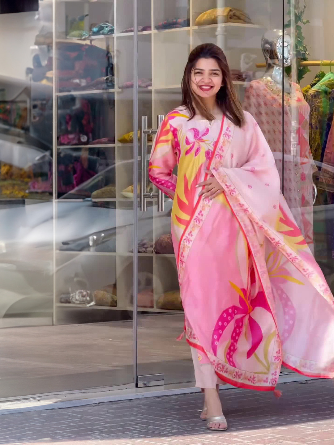 Moda Rapido Women Floral Embroidered Regular Kurta with Trousers & With Dupatta, Pink
Moda Rapido Women Floral Embroidered Regular Kurta with Trousers & With Dupatta, Pink