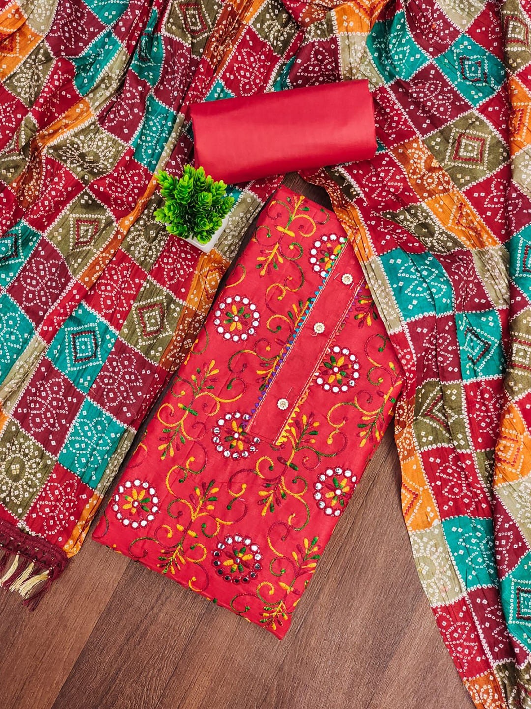 BlissFlair Floral Embroidered Mirror Work Pure Cotton Unstitched Dress Material, Red
BlissFlair Floral Embroidered Mirror Work Pure Cotton Unstitched Dress Material, Red