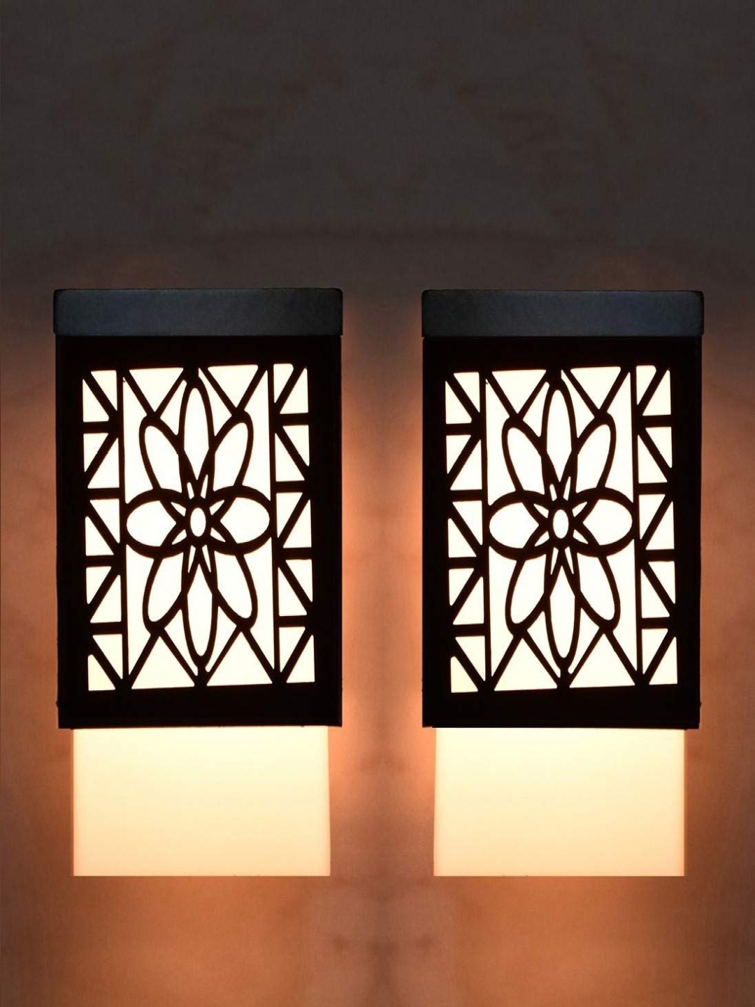 Gojeeva Black & White 2 Pieces Floral Textured Square Shaped Wooden Ceiling Wall Lamps
Gojeeva Black & White 2 Pieces Floral Textured Square Shaped Wooden Ceiling Wall Lamps