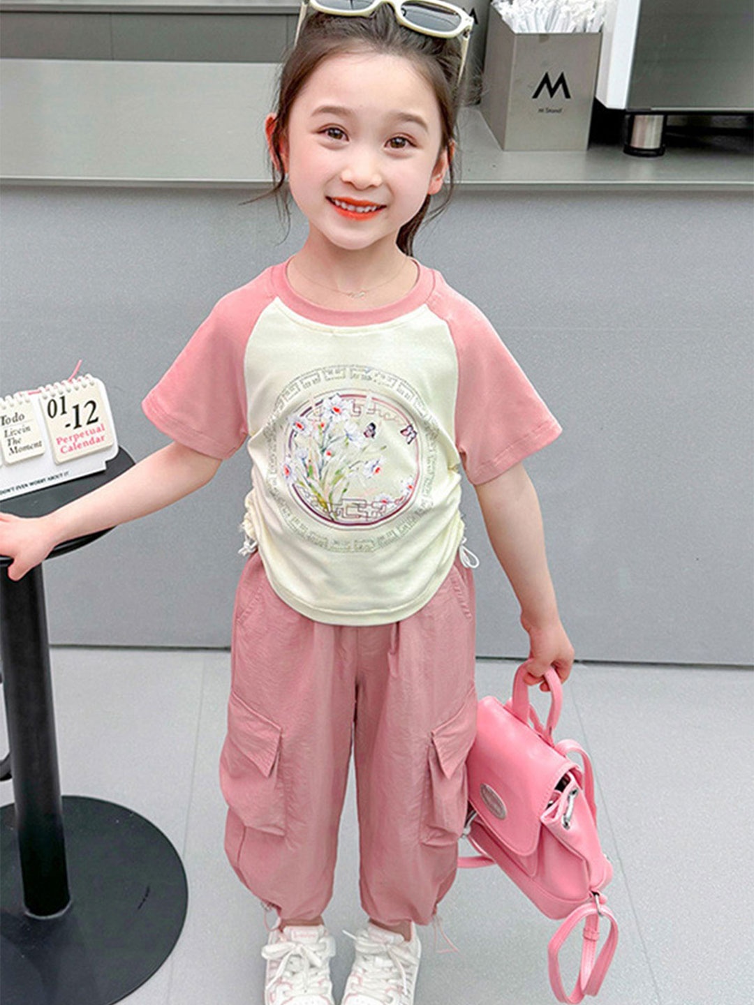 LULU & SKY Girls Floral Printed Round Neck Raglan Sleeves T-shirt With Joggers, Pink
LULU & SKY Girls Floral Printed Round Neck Raglan Sleeves T-shirt With Joggers, Pink