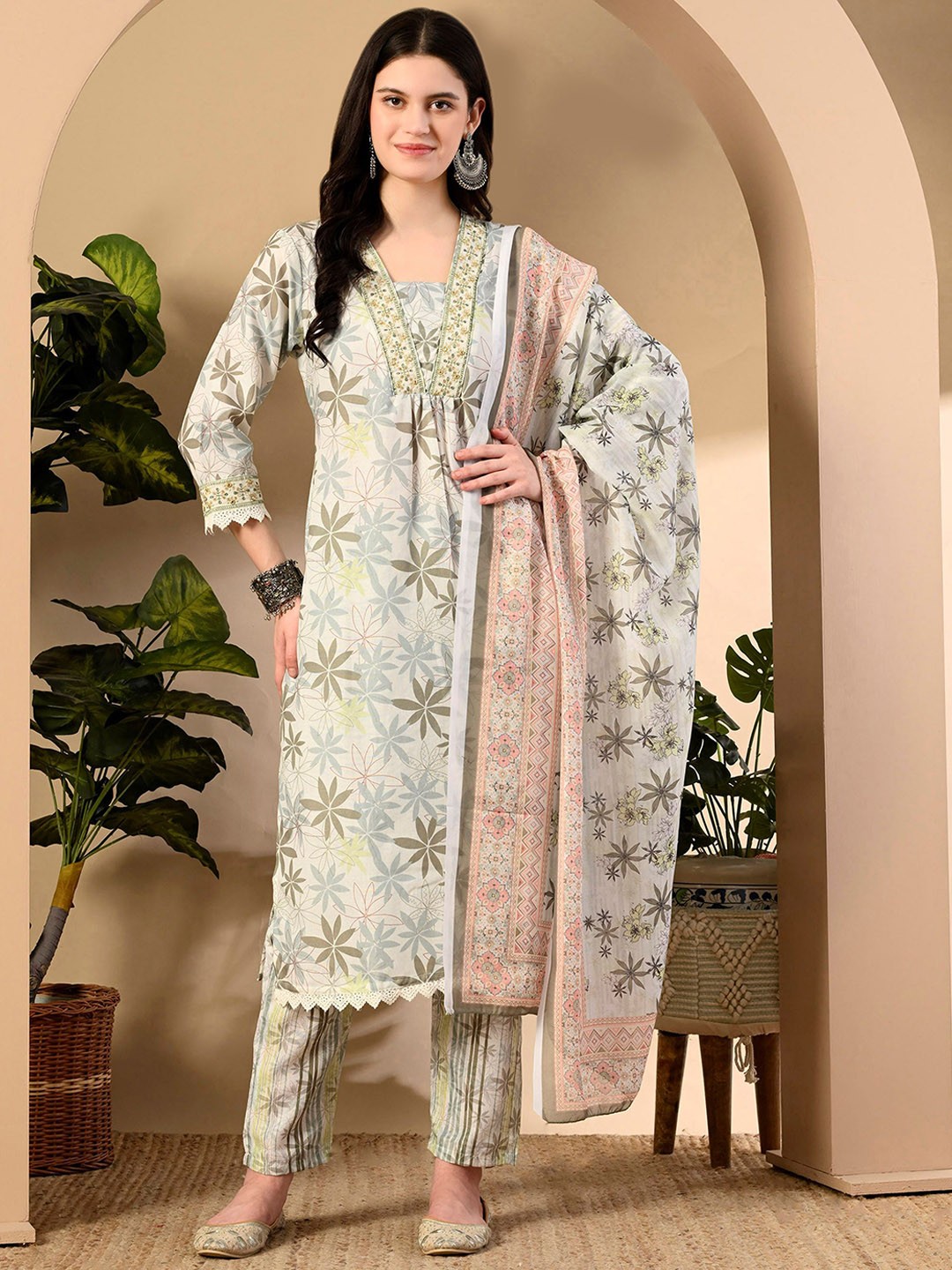 Anouk Women Floral Printed Pleated Mirror Work Pure Cotton Kurta with Trousers & With Dupatta, White
Anouk Women Floral Printed Pleated Mirror Work Pure Cotton Kurta with Trousers & With Dupatta, White