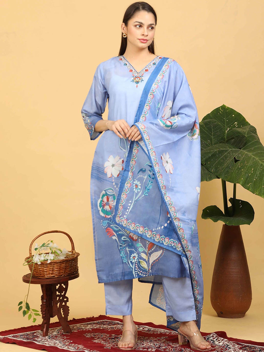 GOLDSTROMS Floral Embroidered Thread Work Linen Straight Kurta With Trousers & Dupatta, Blue
GOLDSTROMS Floral Embroidered Thread Work Linen Straight Kurta With Trousers & Dupatta, Blue