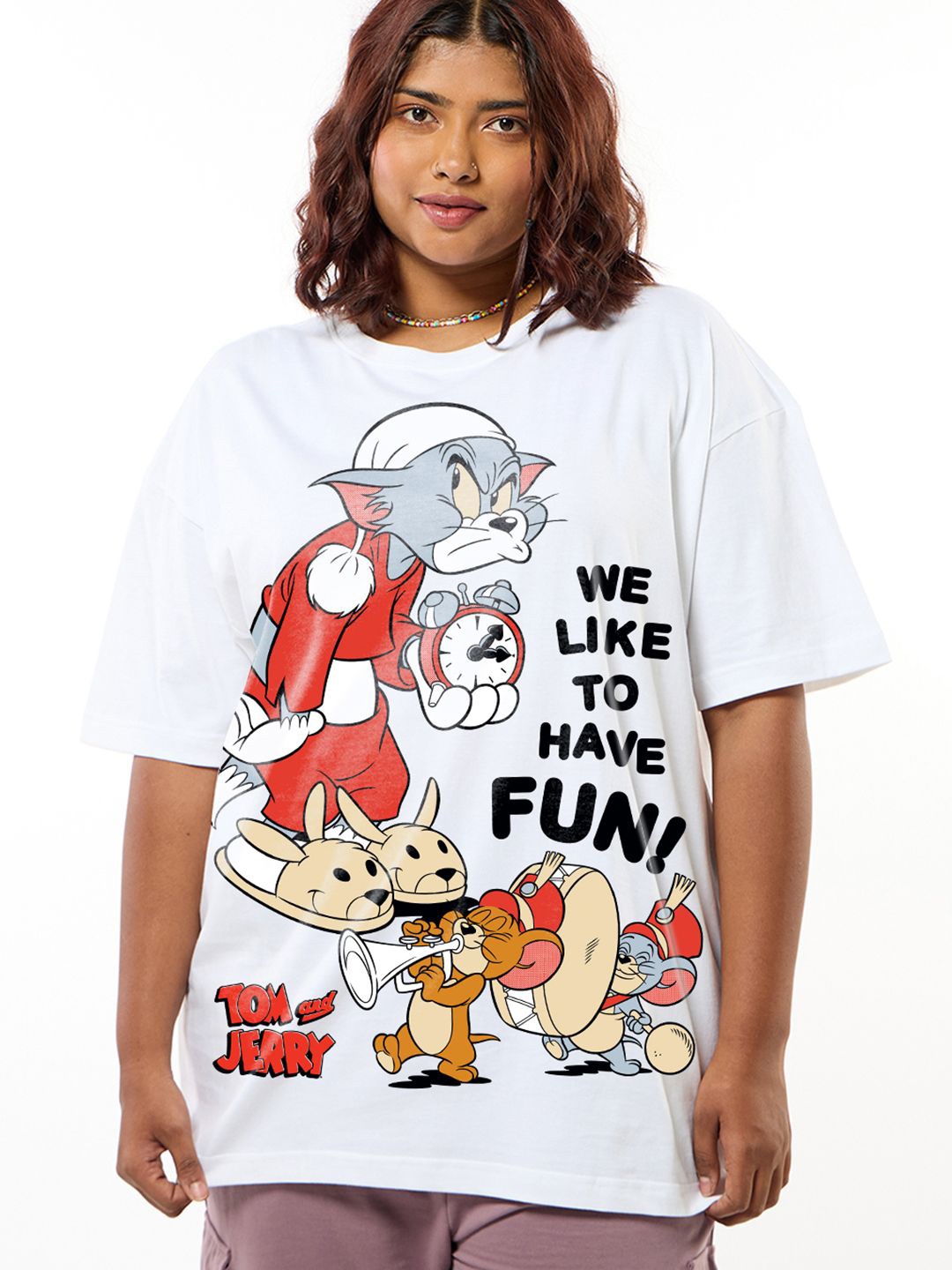 Bewakoof Plus Official Tom & Jerry Merchandise Women's Graphic Printed Oversized T-Shirt, White
Bewakoof Plus Official Tom & Jerry Merchandise Women's Graphic Printed Oversized T-Shirt, White