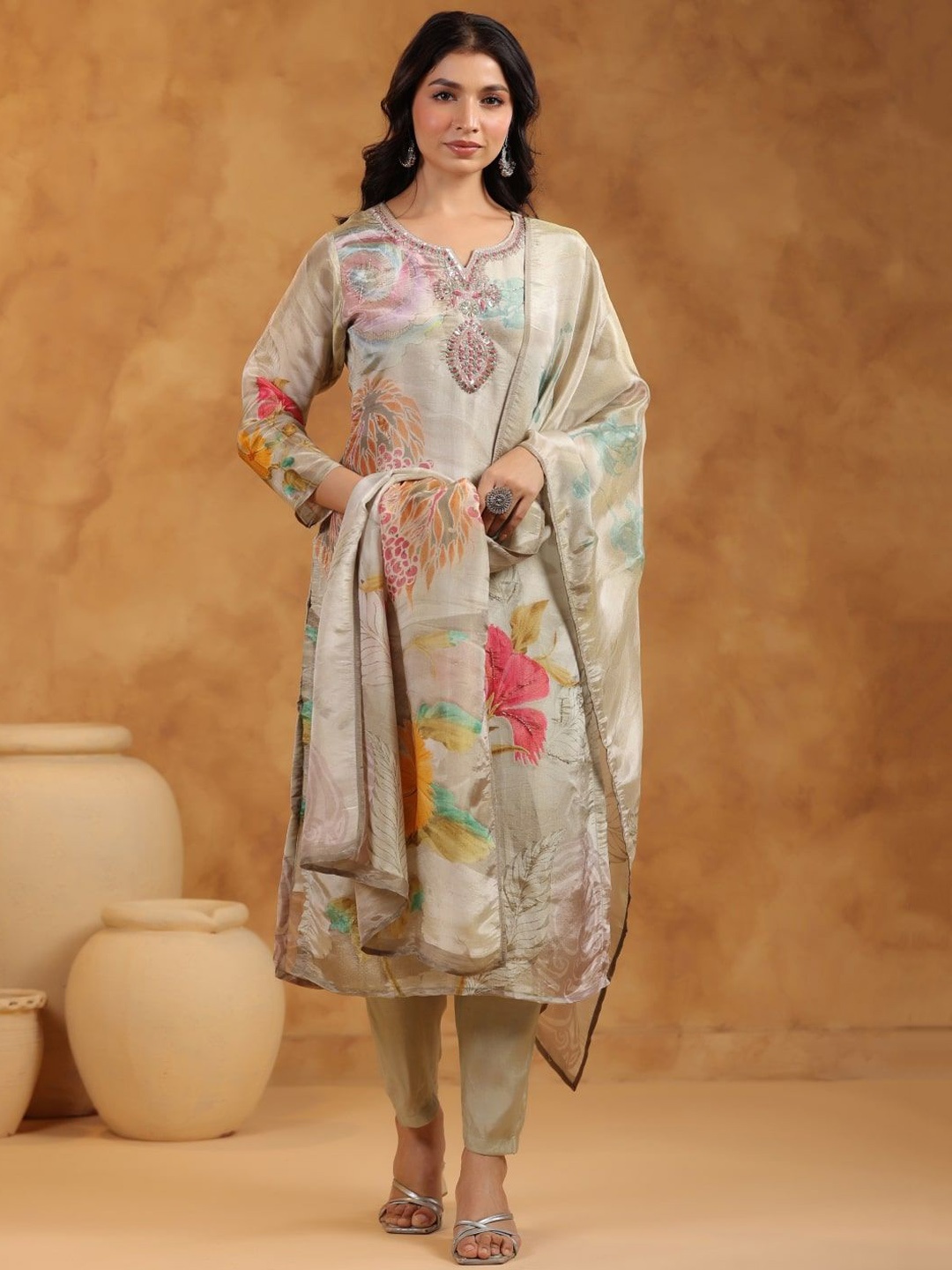 Sindh Fashion Women Floral Embroidered Regular Kurta with Trousers & With Dupatta, Beige
Sindh Fashion Women Floral Embroidered Regular Kurta with Trousers & With Dupatta, Beige