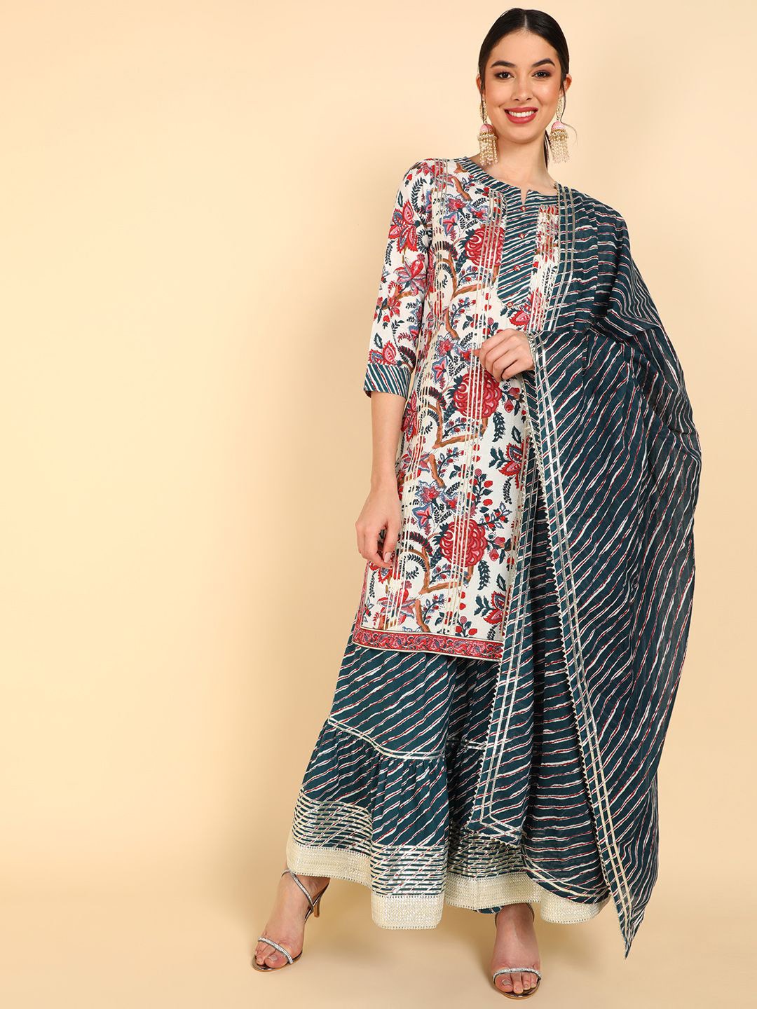 House of Pataudi Floral Printed Pure Cotton Straight Kurta Sharara With Dupatta, White
House of Pataudi Floral Printed Pure Cotton Straight Kurta Sharara With Dupatta, White