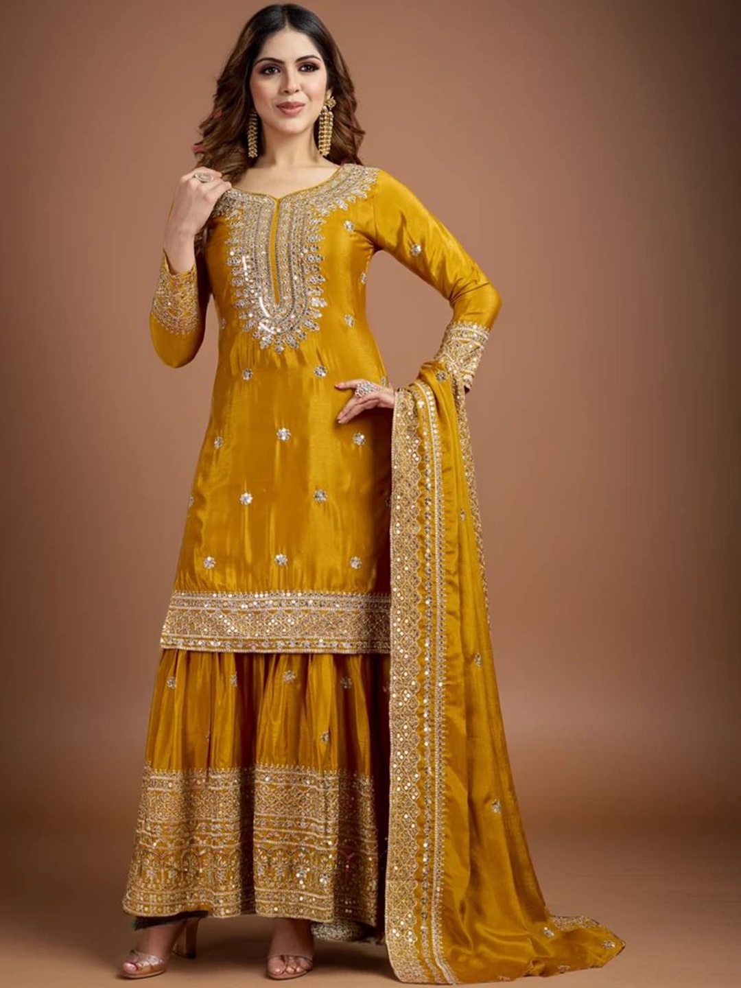 KALINI Floral Embroidered Sweetheart Neck Zari Straight Kurta WithPalazzos & Dupatta, Yellow
KALINI Floral Embroidered Sweetheart Neck Zari Straight Kurta WithPalazzos & Dupatta, Yellow