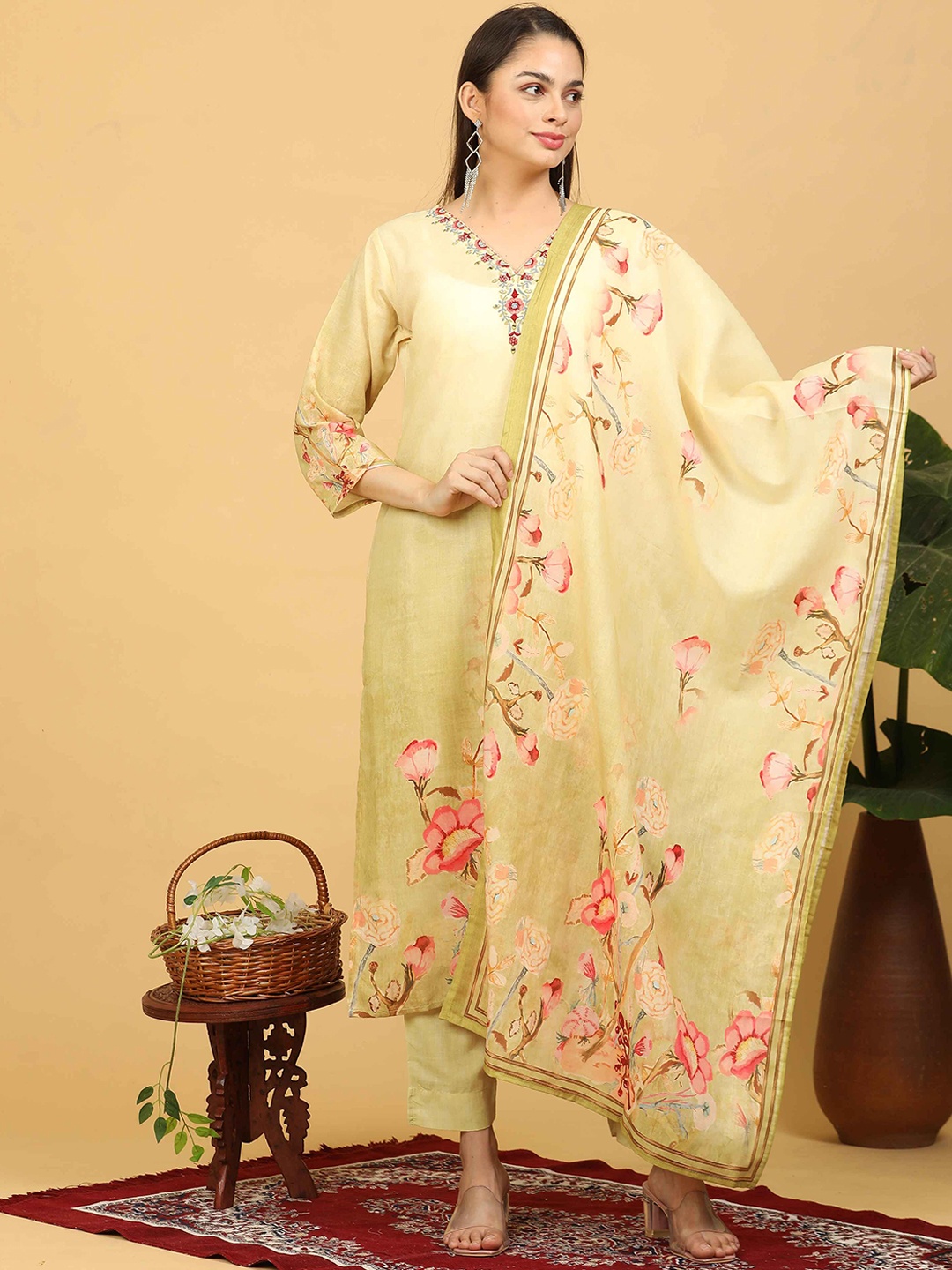 GOLDSTROMS Floral Printed Thread Work Linen Straight Kurta With Trousers & Dupatta, Cream
GOLDSTROMS Floral Printed Thread Work Linen Straight Kurta With Trousers & Dupatta, Cream