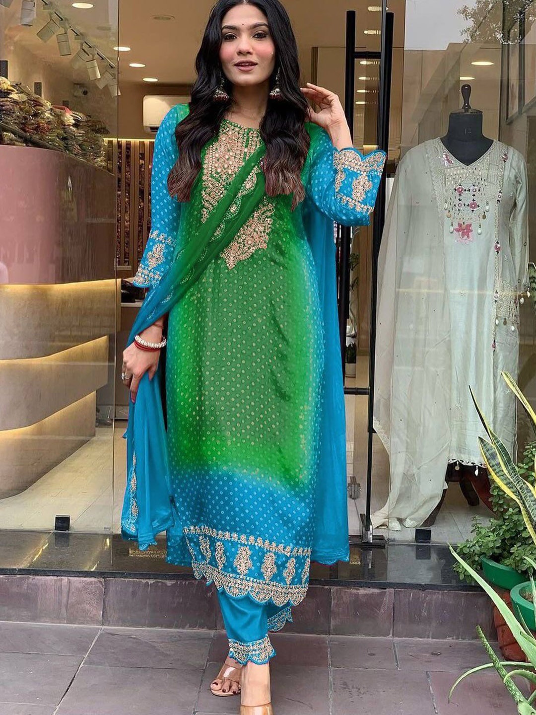 COLORWINGS Women Ethnic Motifs Embroidered Regular Kurta with Palazzos & With Dupatta, Turquoise blue
COLORWINGS Women Ethnic Motifs Embroidered Regular Kurta with Palazzos & With Dupatta, Turquoise blue