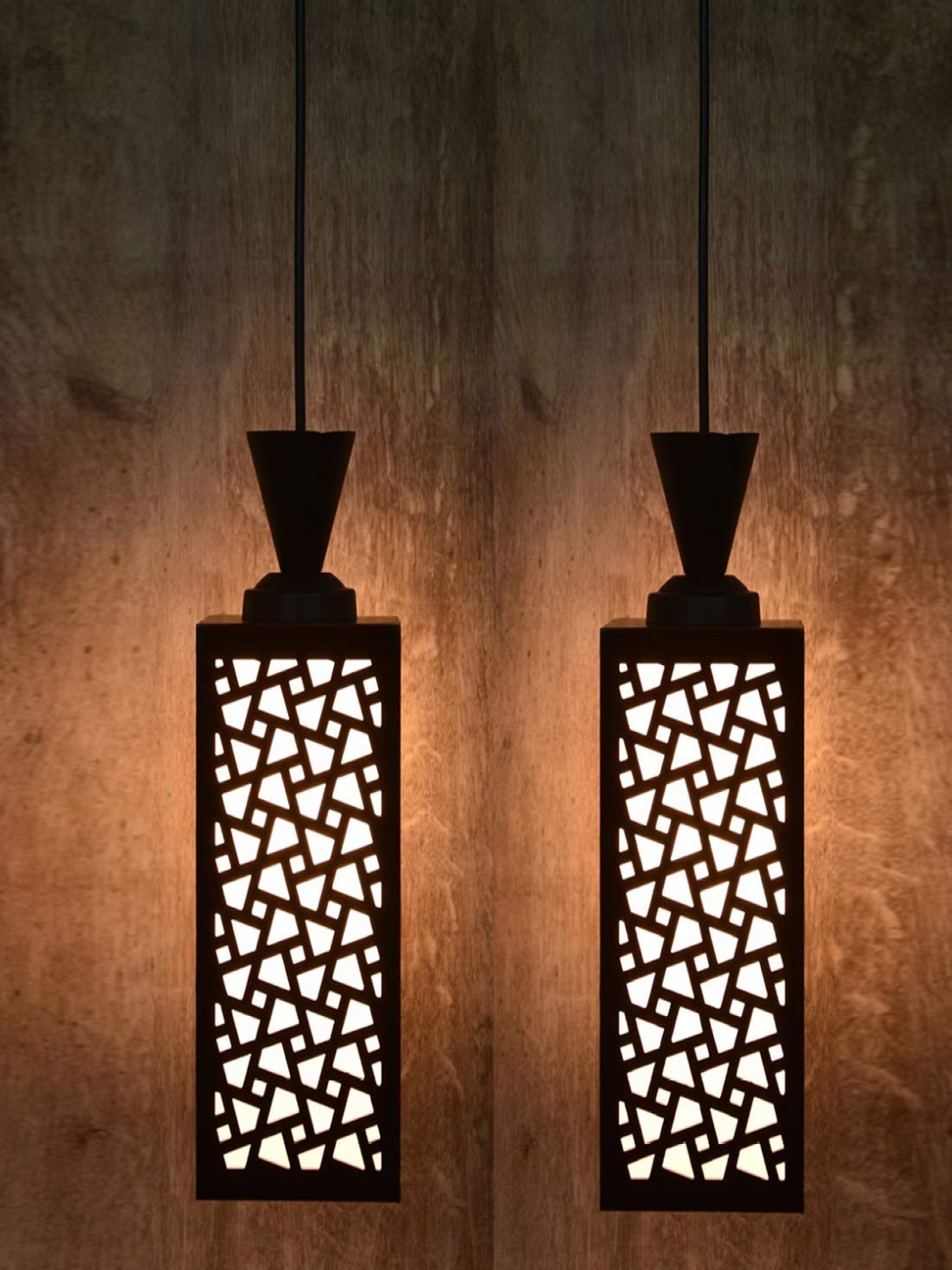 Gojeeva Black & White 2 Pieces Textured Wooden Rectangle Shaped Hanging Ceiling Lamps
Gojeeva Black & White 2 Pieces Textured Wooden Rectangle Shaped Hanging Ceiling Lamps