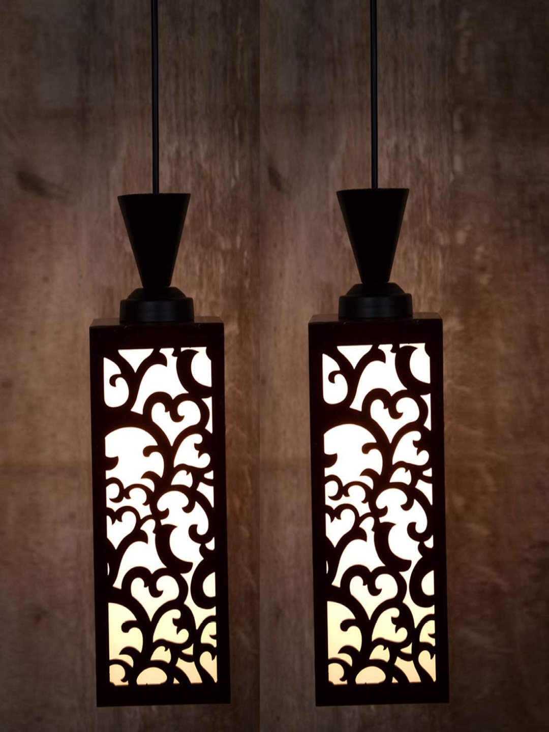 Gojeeva Black and White 2 Pieces Wooden Textured Contemporary Square Shaped Wall Lamps
Gojeeva Black and White 2 Pieces Wooden Textured Contemporary Square Shaped Wall Lamps