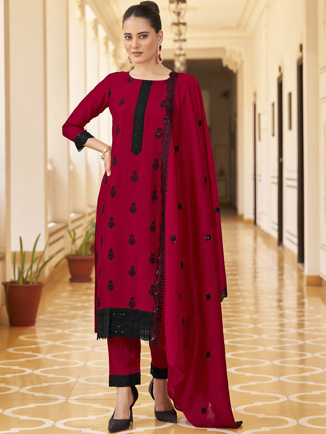 HRITIKA Women Floral Embroidered Regular Sequinned Kurta with Trousers & With Dupatta, Red
HRITIKA Women Floral Embroidered Regular Sequinned Kurta with Trousers & With Dupatta, Red