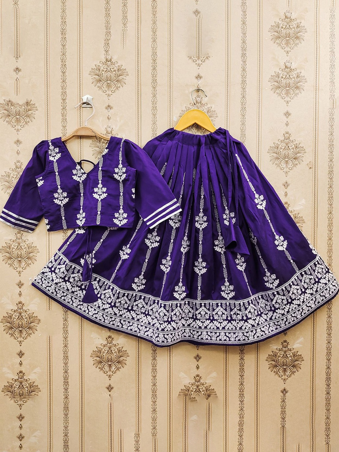 BAESD Girls Embroidered Thread Work Foil Print Ready to Wear Lehenga &, Lavender
BAESD Girls Embroidered Thread Work Foil Print Ready to Wear Lehenga &, Lavender
