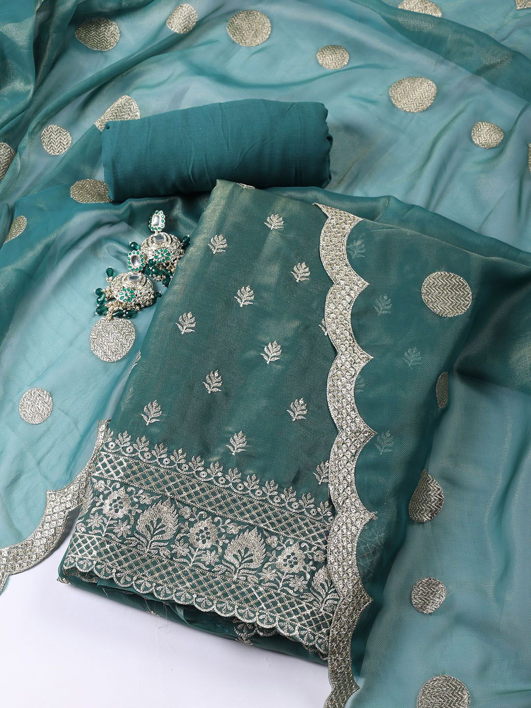 Meena Bazaar Floral Embroidered Sequinned Unstitched Dress Material, Sea green
Meena Bazaar Floral Embroidered Sequinned Unstitched Dress Material, Sea green