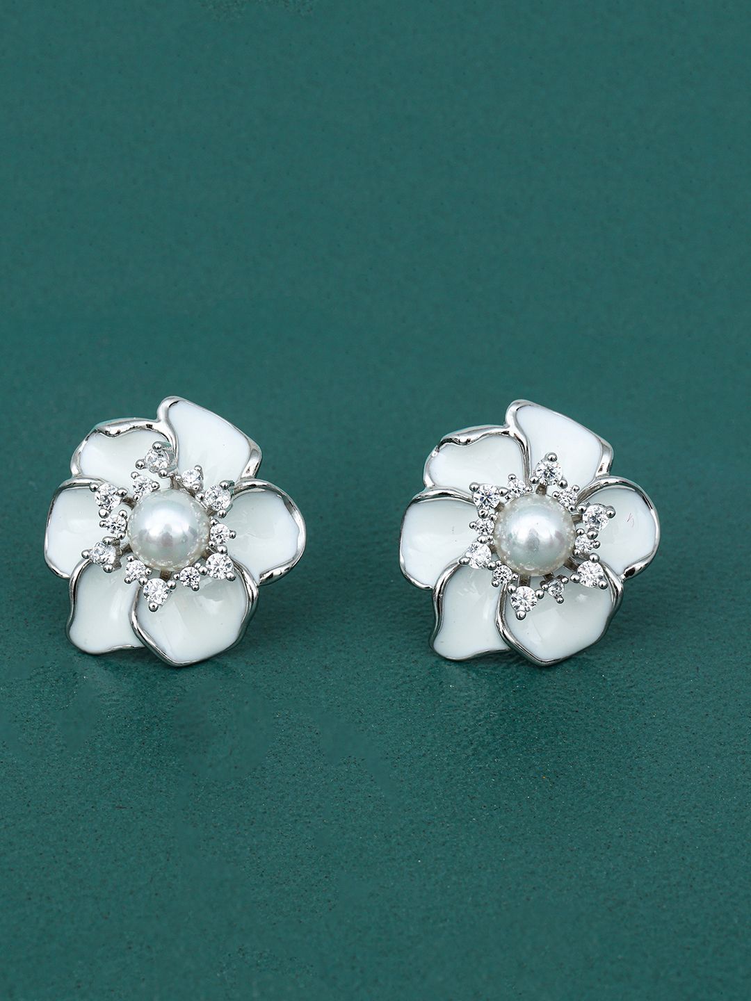MAIRA 925 Sterling Silver Rhodium-Plated Cubic Zirconia Stones Studded Floral Shaped Studs
MAIRA 925 Sterling Silver Rhodium-Plated Cubic Zirconia Stones Studded Floral Shaped Studs