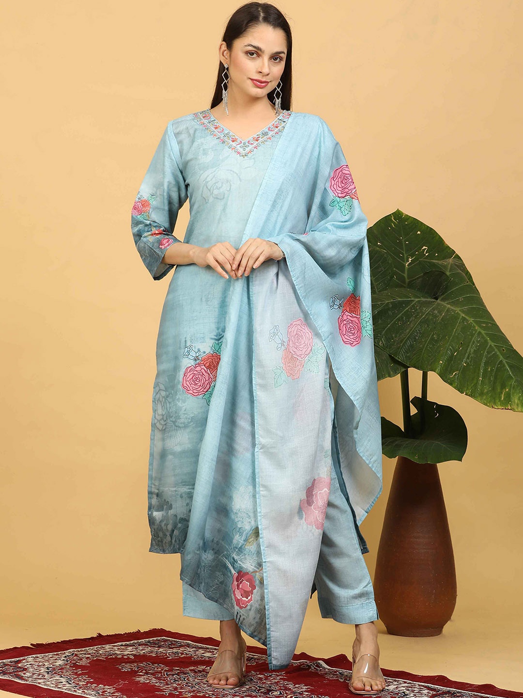 GOLDSTROMS Floral Printed Thread Work Linen Straight Kurta With Trousers & Dupatta, Blue
GOLDSTROMS Floral Printed Thread Work Linen Straight Kurta With Trousers & Dupatta, Blue