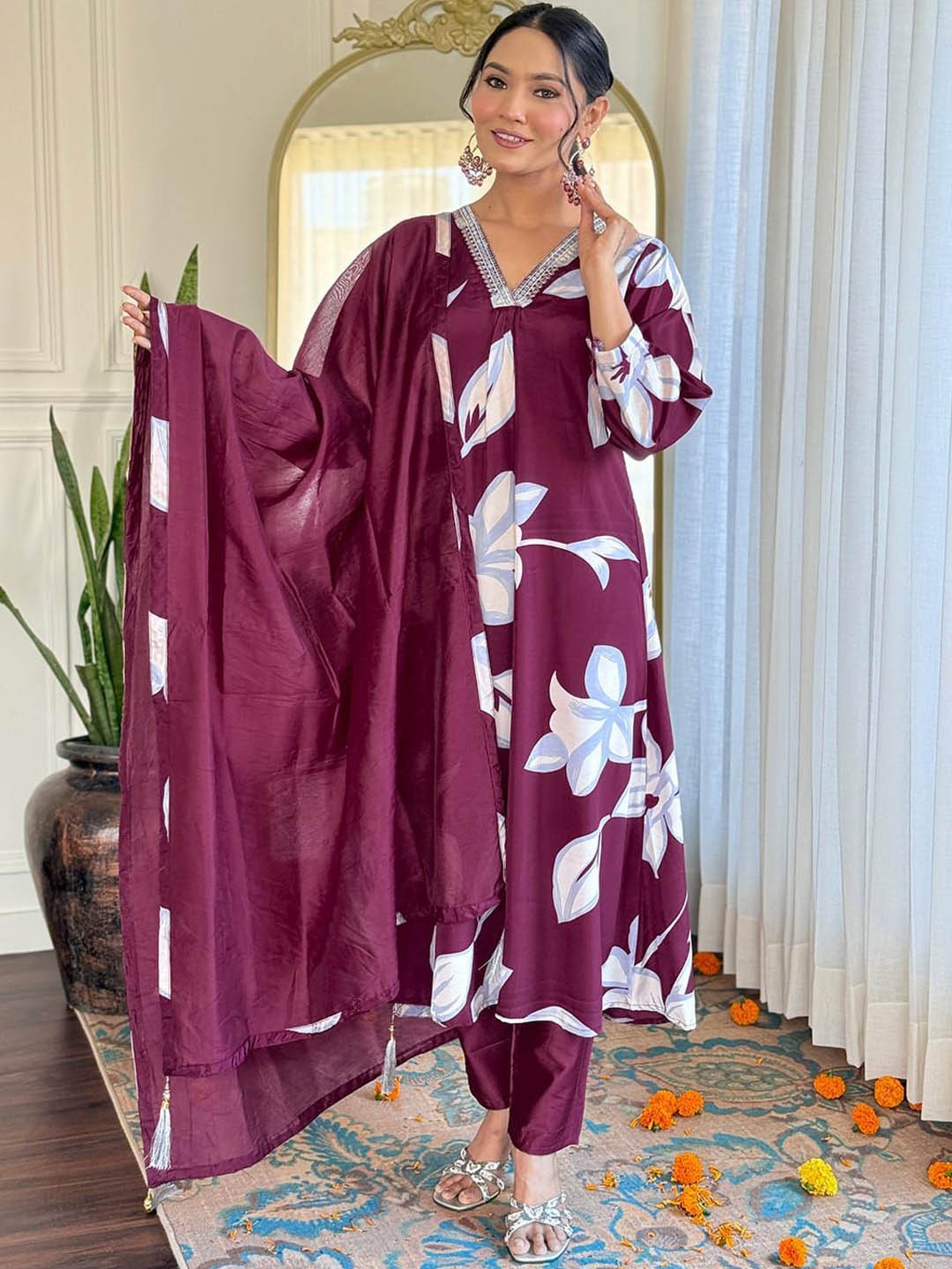 KOTRONS Floral Printed Thread Work V-neck A-Line Kurta With Trousers And Dupatta, Burgundy
KOTRONS Floral Printed Thread Work V-neck A-Line Kurta With Trousers And Dupatta, Burgundy