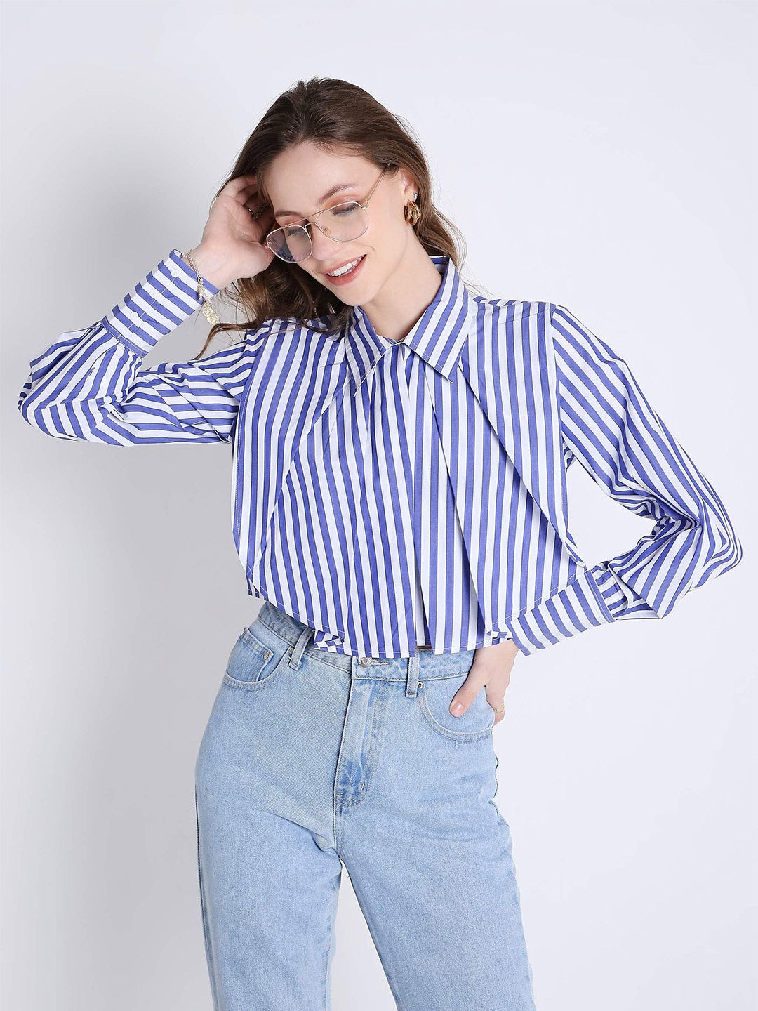 French Theory Women Comfort Fit Spread Collar Vertical Striped Cotton Casual Shirt, Blue
French Theory Women Comfort Fit Spread Collar Vertical Striped Cotton Casual Shirt, Blue