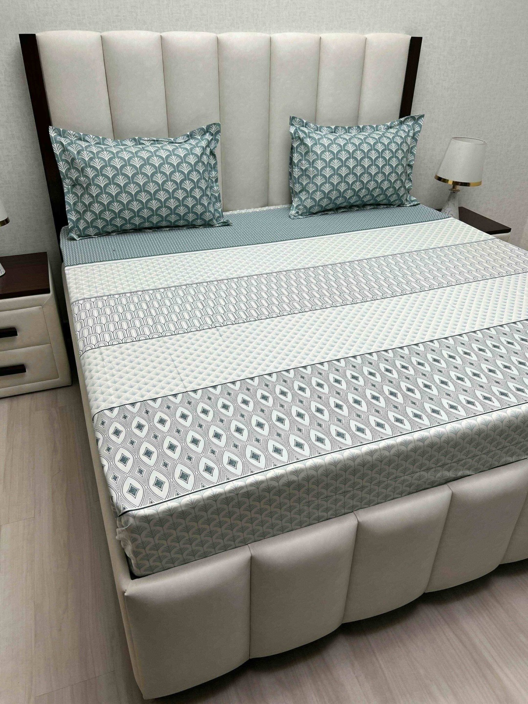 Pure Decor Cotton King Size Double Bed Bedsheet With 2 Pillow Covers 2.74m X 2.74m, Green
Pure Decor Cotton King Size Double Bed Bedsheet With 2 Pillow Covers 2.74m X 2.74m, Green