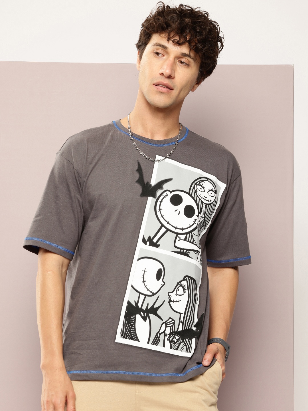 Kook N Keech Disney Graphic Printed Drop-Shoulder Sleeves Oversized Pure Cotton T-shirt, Grey
Kook N Keech Disney Graphic Printed Drop-Shoulder Sleeves Oversized Pure Cotton T-shirt, Grey