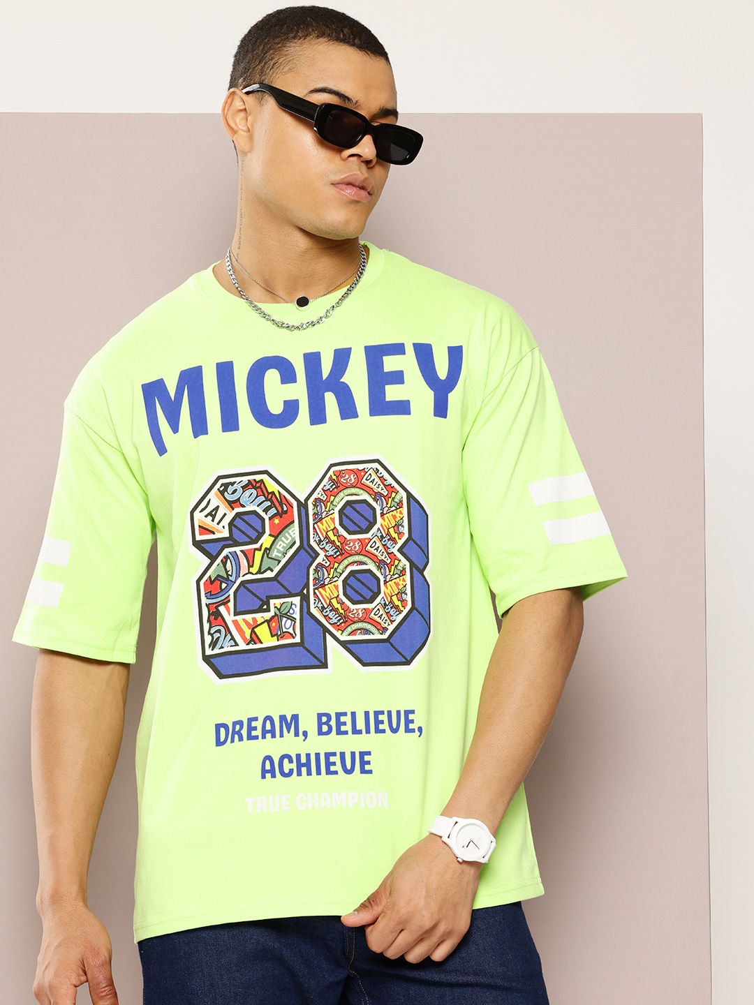 Kook N Keech Disney Men Mickey Mouse Printed Drop-Shoulder Sleeves Pure Cotton T-shirt, Green
Kook N Keech Disney Men Mickey Mouse Printed Drop-Shoulder Sleeves Pure Cotton T-shirt, Green