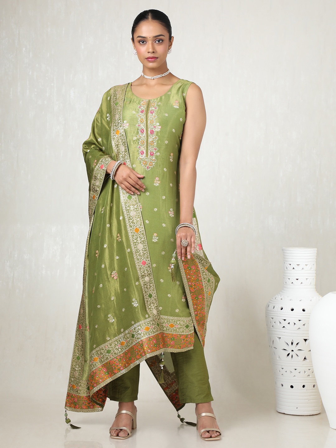 Soch Women Regular Sequinned Kurta with Trousers & With Dupatta, Green
Soch Women Regular Sequinned Kurta with Trousers & With Dupatta, Green